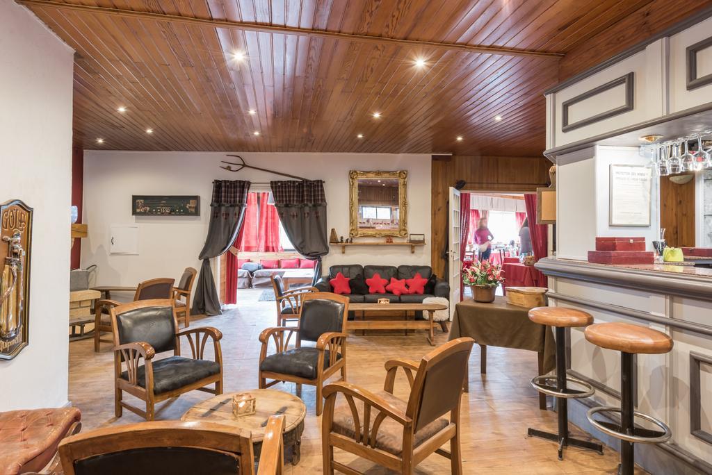 Hotel L'Ecureuil Орон Экстерьер фото